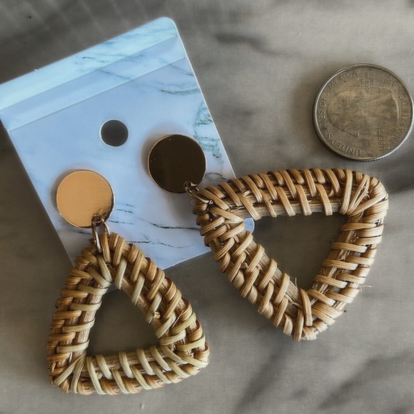 Triangle Woven Rattan Earrings - Picture 4 of 4